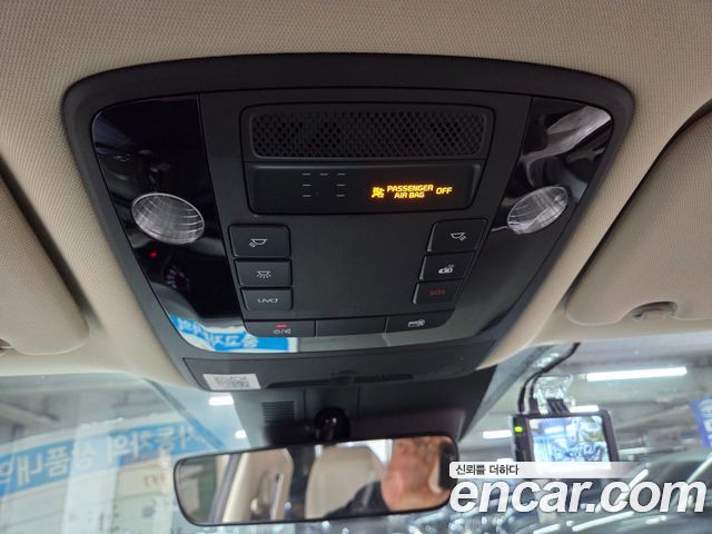Kia Canival 2021 — photo 11