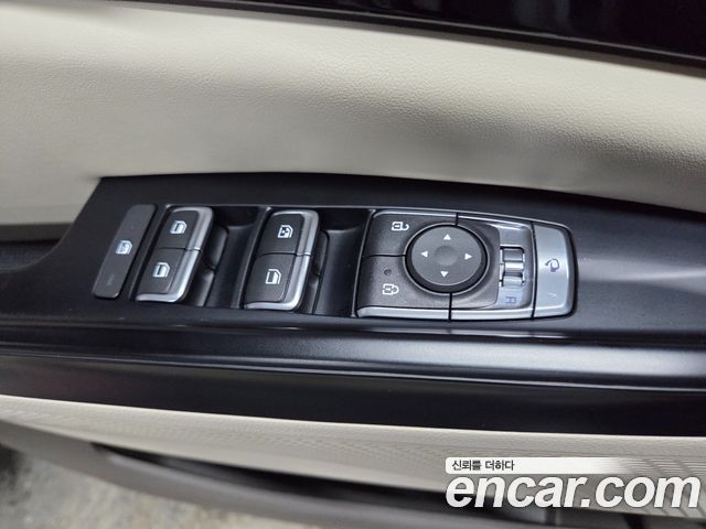 Kia Canival 2021 — photo 13