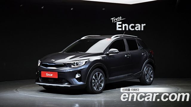 Kia Stonic 2018 — photo 1