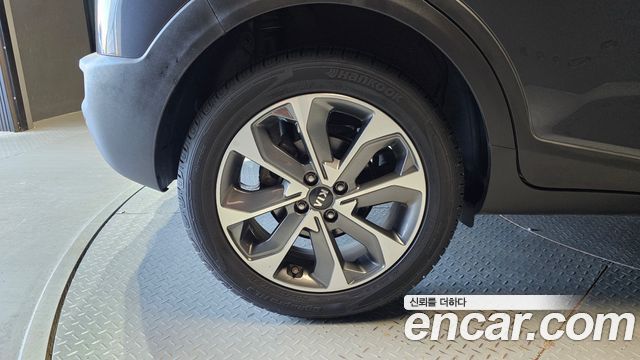 Kia Stonic 2018 — photo 5