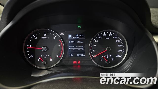 Kia Stonic 2018 — photo 11