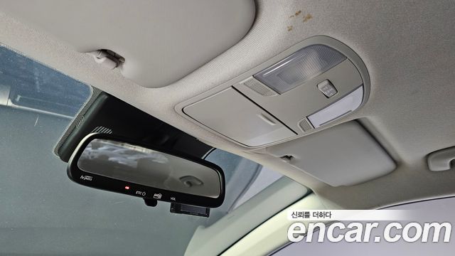 Kia Stonic 2018 — photo 24