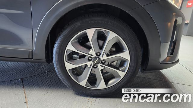 Kia Stonic 2018 — photo 7