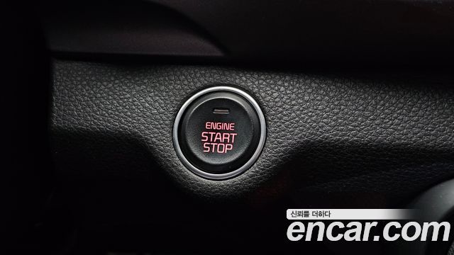Kia Stonic 2018 — photo 28