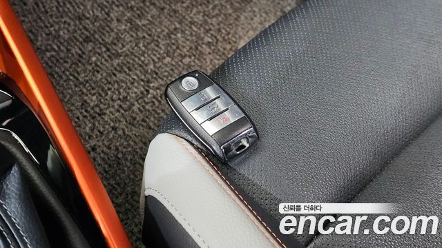 Kia Stonic 2018 — photo 34