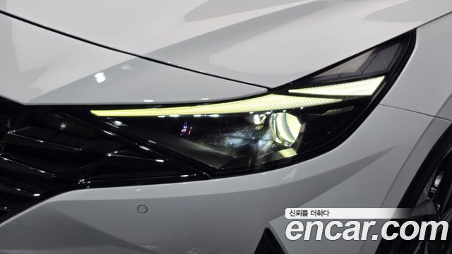 Hyundai AVANTE 2023 — photo 8