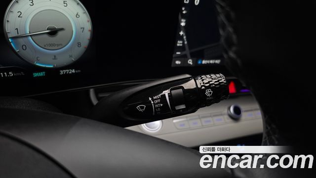 Hyundai AVANTE 2023 — photo 28