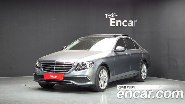 Mercedes-Benz E-Class 2019 — photo 1