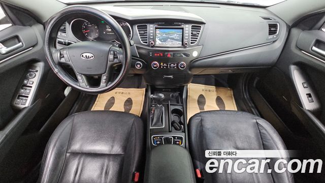 Kia K7 2012 — photo 10