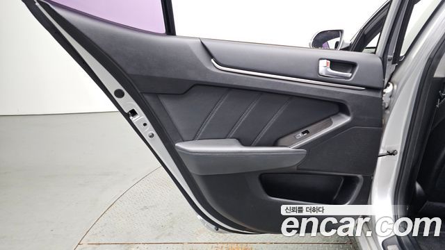 Kia K7 2012 — photo 15