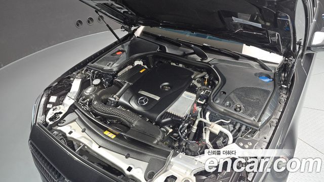 Mercedes-Benz E-Class 2022 — photo 6