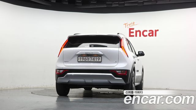 Kia Niro 2024 — photo 4