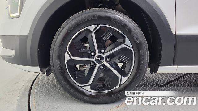 Kia Niro 2024 — photo 5