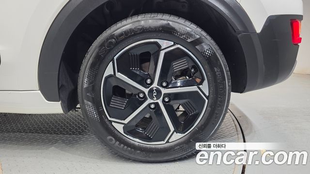 Kia Niro 2024 — photo 7