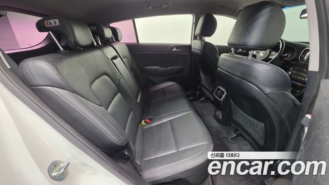Kia Sportage 2016 — photo 18