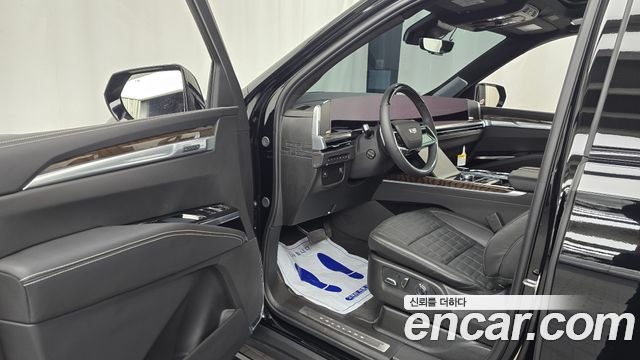 Cadillac Escalade 2026 — photo 13