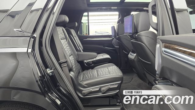 Cadillac Escalade 2026 — photo 17