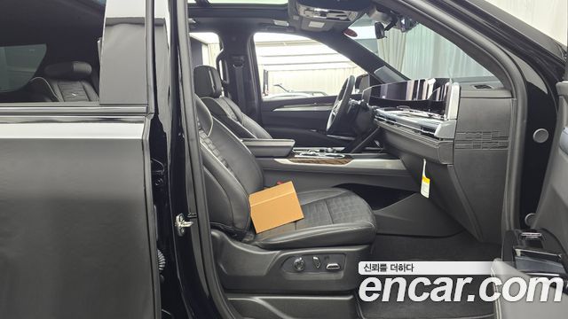 Cadillac Escalade 2026 — photo 16