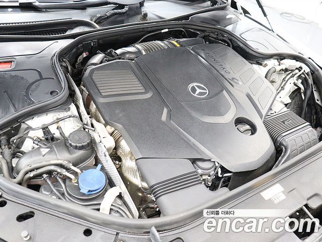 Mercedes-Benz S-Class 2019 — photo 19