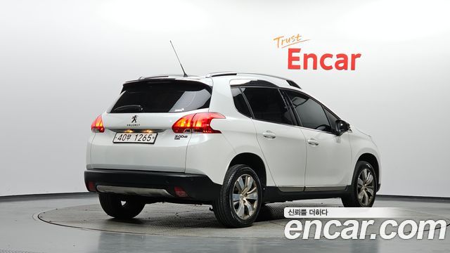 Peugeot 2008 2015 — photo 2