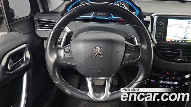 Peugeot 2008 2015 — photo 15