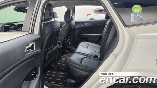 Kia Sportage 2023 — photo 17
