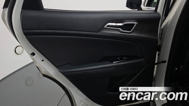 Kia Sportage 2023 — photo 15