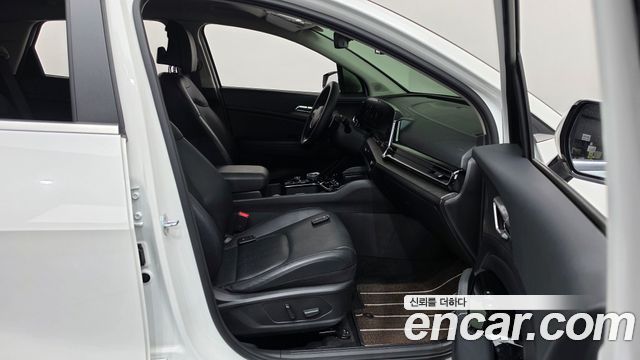 Kia Sportage 2023 — photo 16