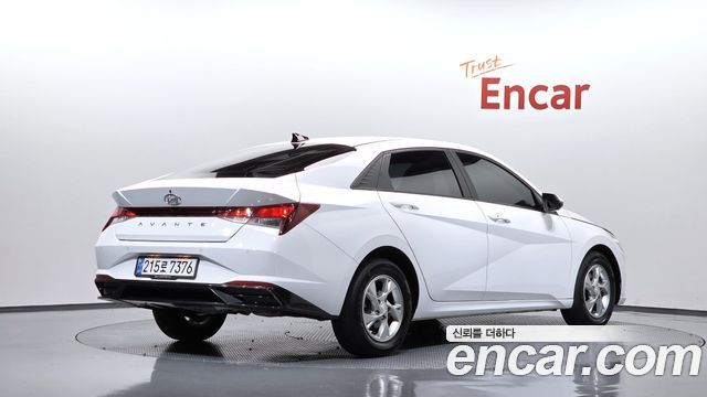 Hyundai AVANTE 2022 — photo 2