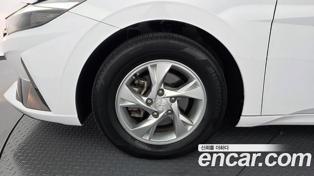 Hyundai AVANTE 2022 — photo 5