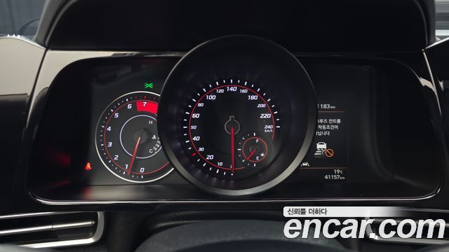 Hyundai AVANTE 2022 — photo 11