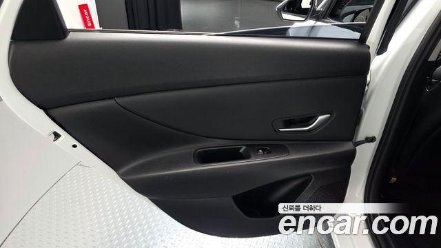 Hyundai AVANTE 2022 — photo 15