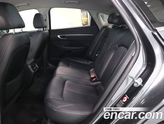 Hyundai Sonata 2022 — photo 8