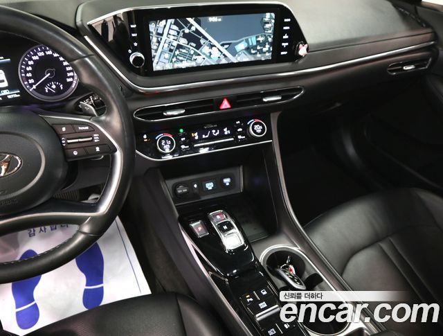 Hyundai Sonata 2022 — photo 9