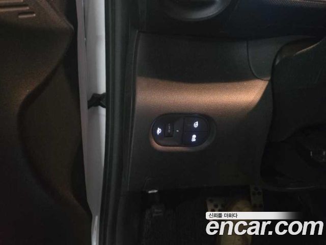 Hyundai Casper 2023 — photo 12