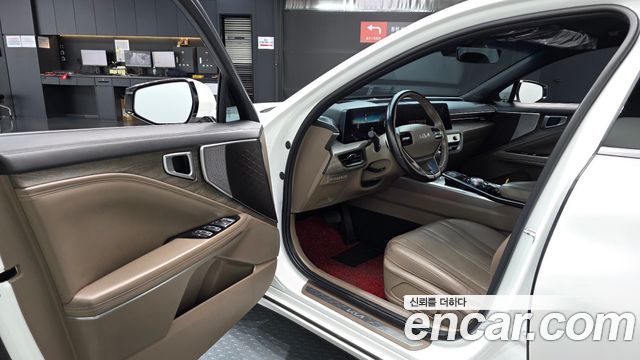 Kia K8 2023 — photo 13