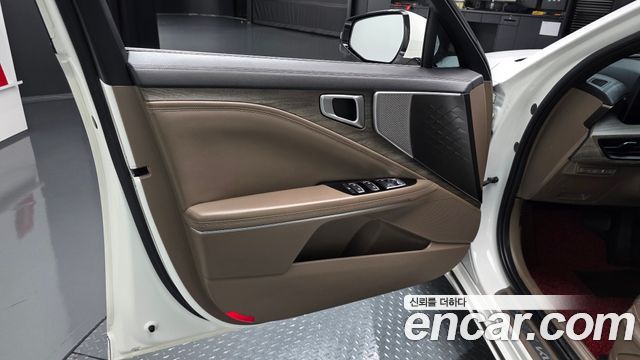 Kia K8 2023 — photo 14