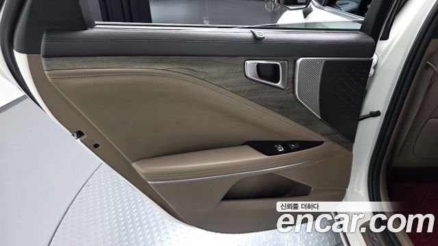Kia K8 2023 — photo 15
