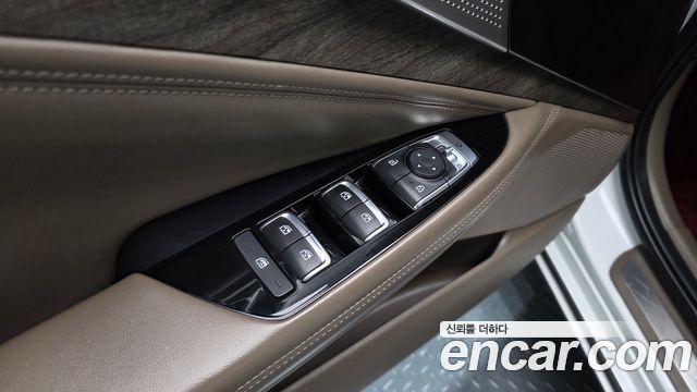Kia K8 2023 — photo 32