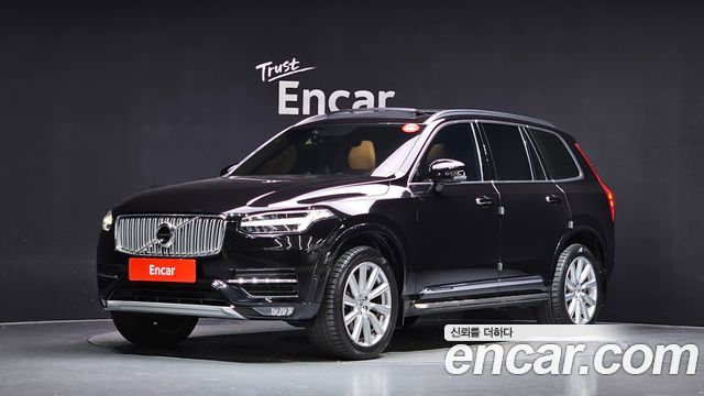 Volvo XC90 2018 — photo 1