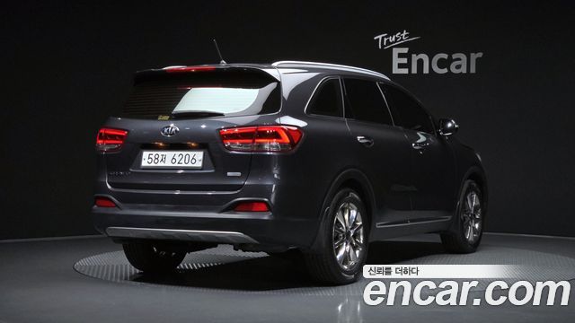 Kia Sorento 2017 — photo 2