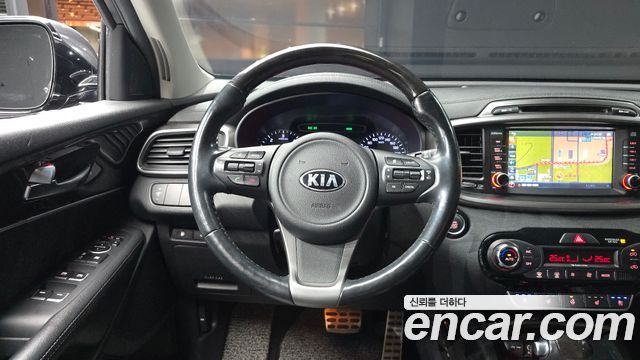 Kia Sorento 2017 — photo 19