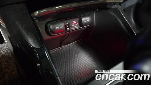 Kia Sorento 2017 — photo 24