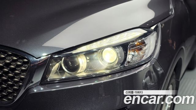 Kia Sorento 2017 — photo 8