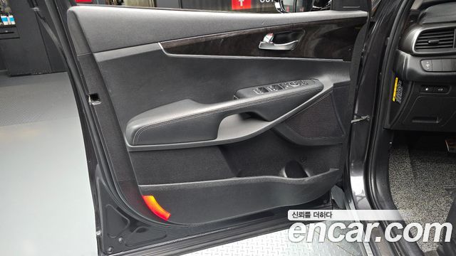 Kia Sorento 2017 — photo 14
