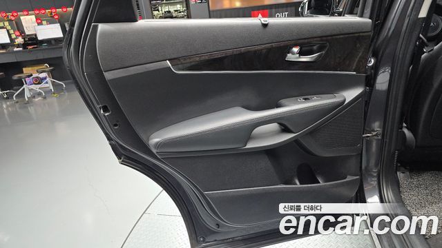 Kia Sorento 2017 — photo 15