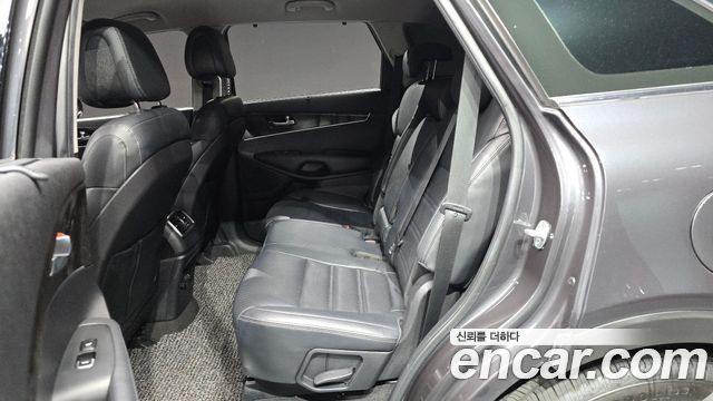 Kia Sorento 2017 — photo 16