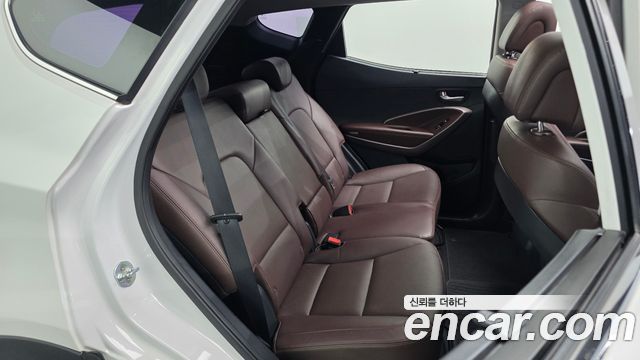 Hyundai Santafe 2017 — photo 17