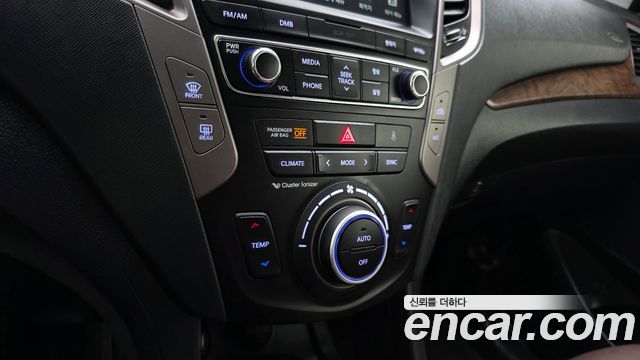 Hyundai Santafe 2017 — photo 24