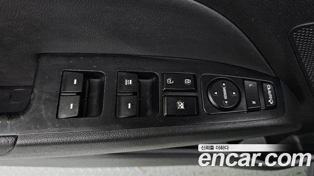 Hyundai AVANTE 2016 — photo 23